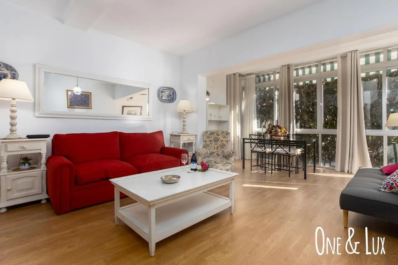 One And Lux - Marbella With Pool Apartment